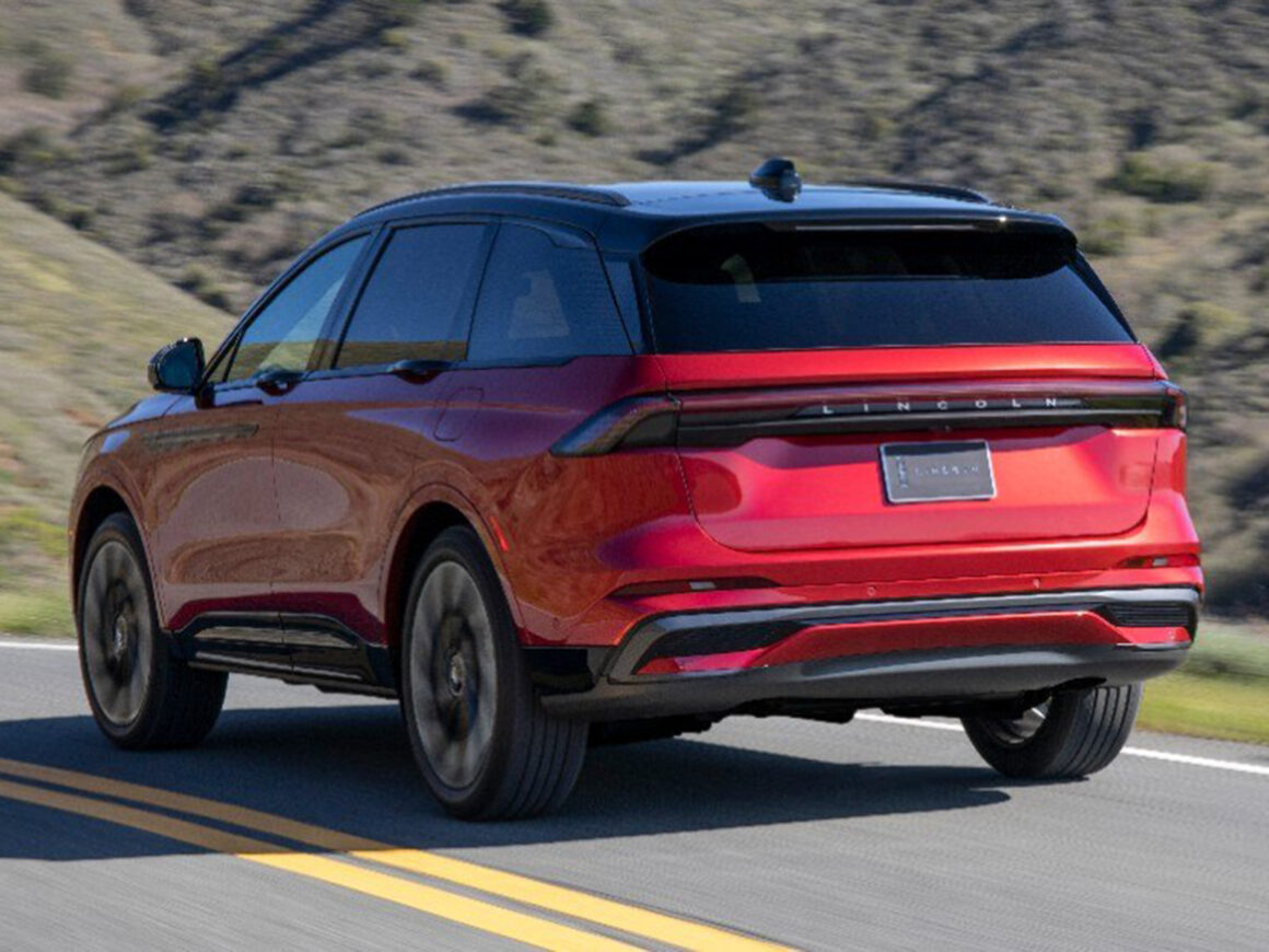 2026 Lincoln Nautilus