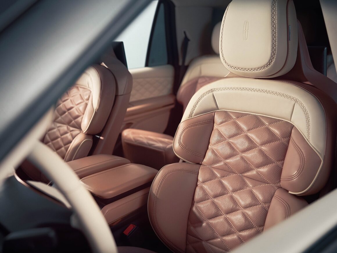 Bespoke Lincoln Navigator for Serena Williams