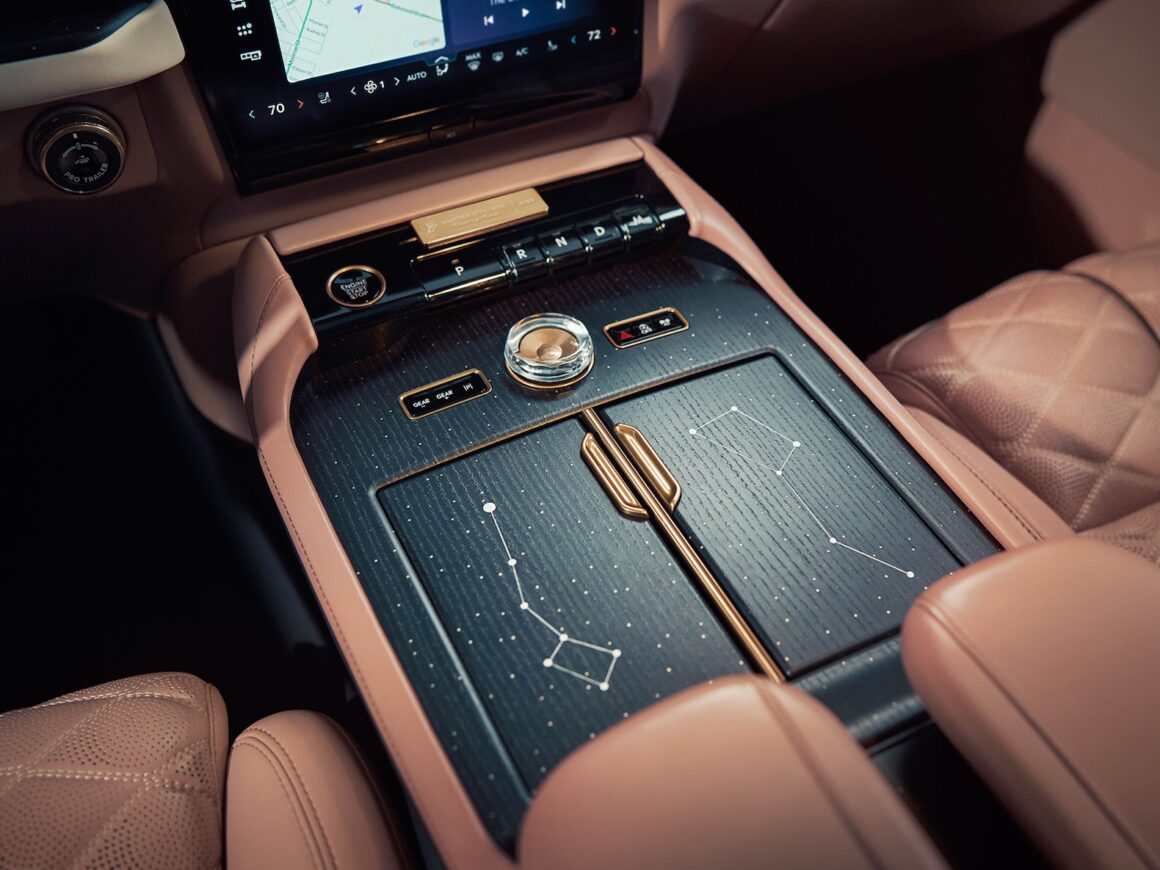 Bespoke Lincoln Navigator for Serena Williams